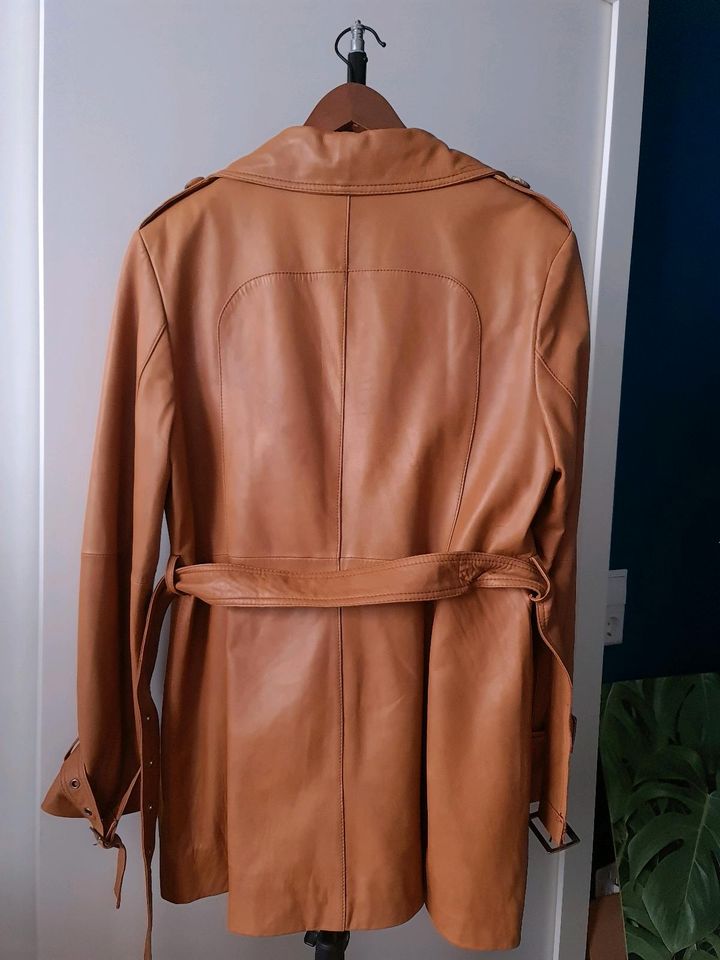 Tchibo 70ies Nappa-Leder Kurzmantel Gr 44 Cognac Braun Trenchcoat in Bremen