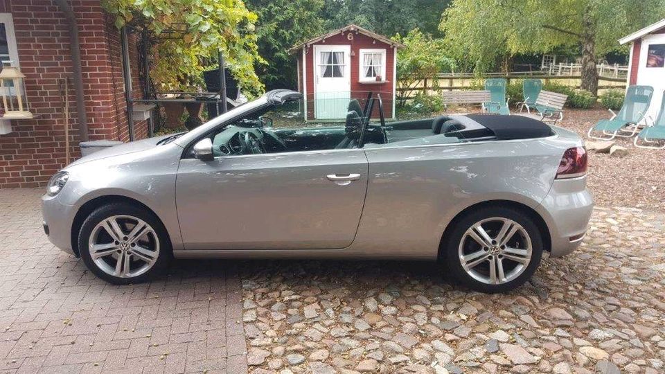 VW Golf 6 Cabrio highline 2.0 TDI in Heerstedt