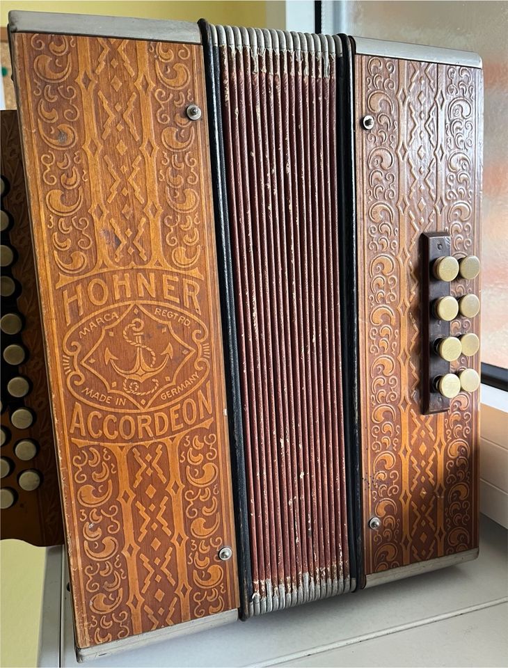 Original HOHNER ACCORDEON MARCA in Hürth