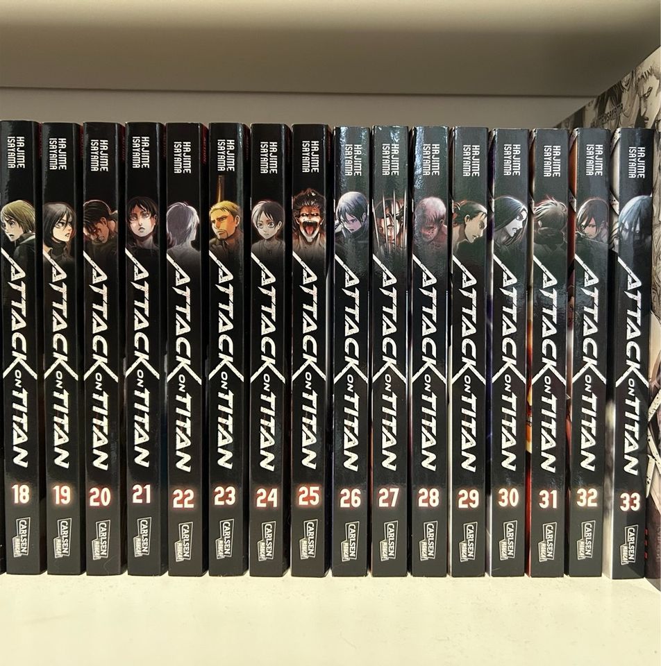 Attack on Titan Manga Reihe Band 1-33 in Nienburg (Weser)