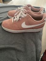 Nike Sneaker Gr. 40.5  Neuwertig 3 x getragen Berlin - Neukölln Vorschau