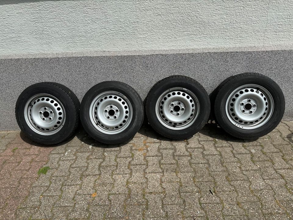 VW T6 Pirelli carrier contivan contact 200 205/65 R16 C Reifen in Herne