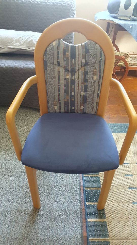 Stuhl zu verkaufen in Lübeck