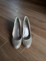 silberne Schuhe mit Absatz Marco Tozzi 38 Bayern - Cham Vorschau
