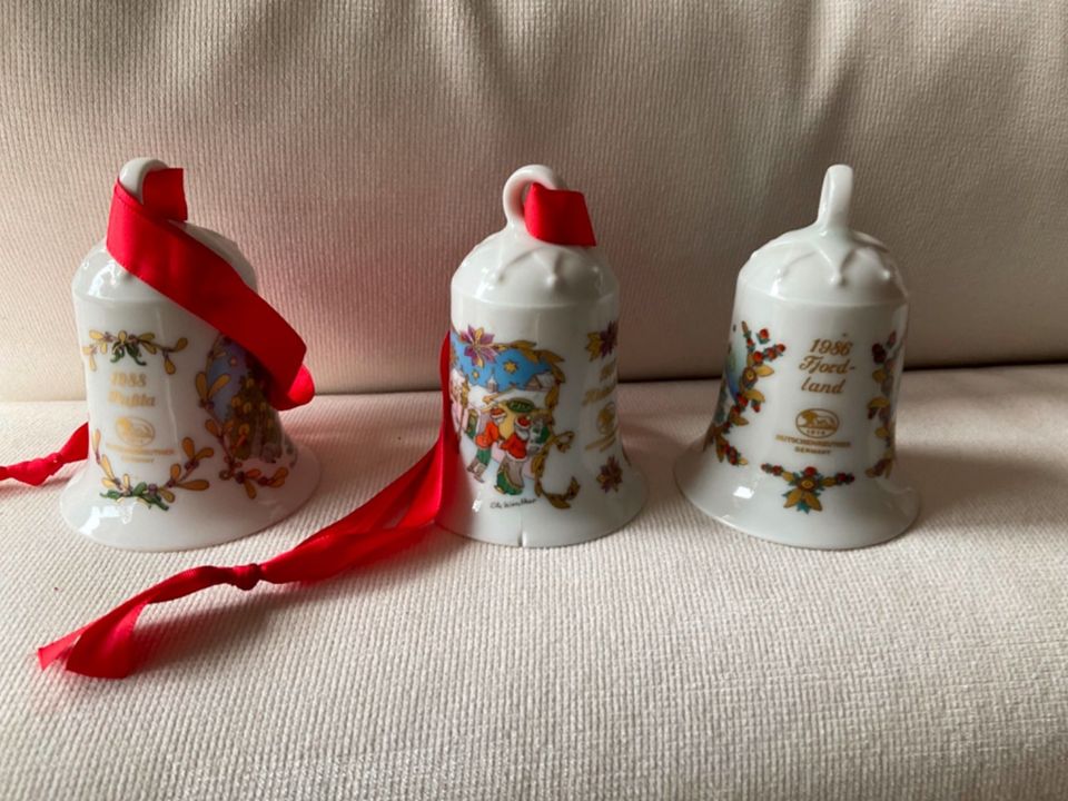 Weihnachtsglocken Hutschenreuther 1986-88 und 1991-99, teils neu in Bremen