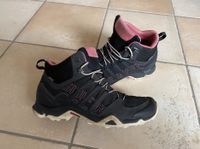 Adidas Terrex Swift, Outdoor-Wanderschuhe, Sneaker Größe 44 2/3 Hessen - Waldkappel Vorschau