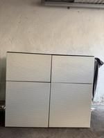 Sideboard schwarz mit weisen Türen + Glasplatte oben drauf Nürnberg (Mittelfr) - Nordstadt Vorschau