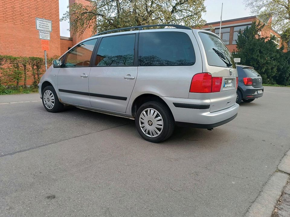 Seat Alhambra 7 Sitzer - Klima in Tübingen