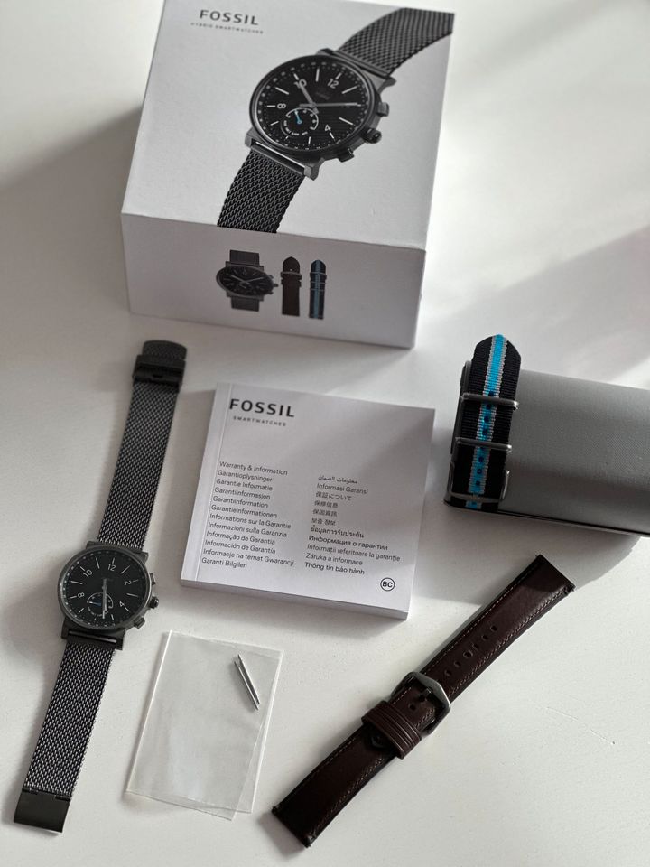 Fossil Smartwatch Hybrid in Möglingen 