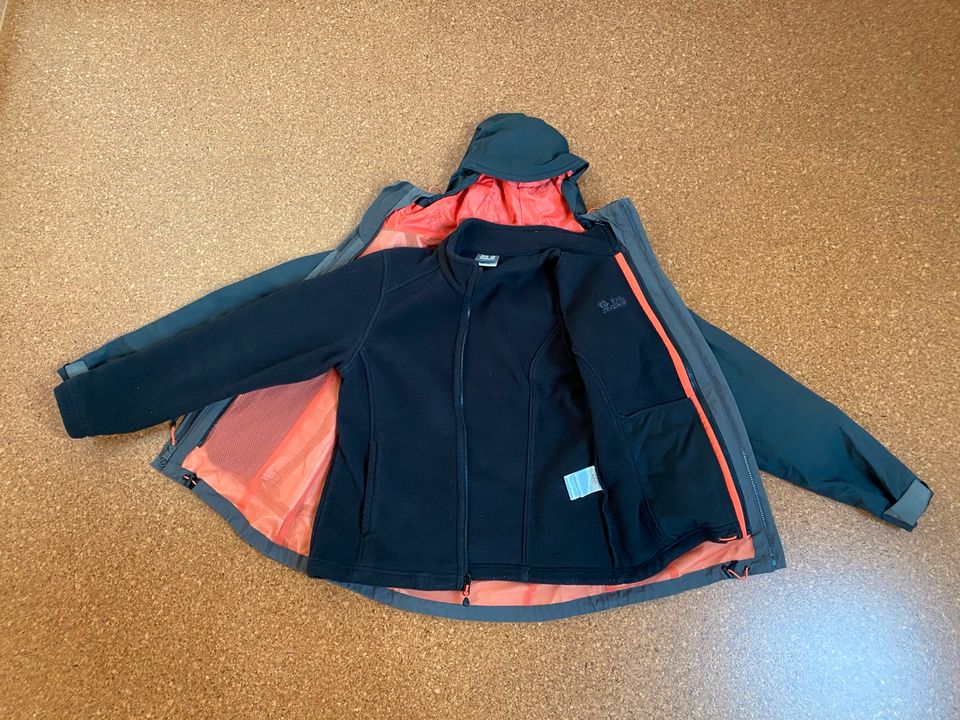 Jack Wolfskin Outdoorjacke 3 in 1 Größe: M in Oelsnitz / Vogtland