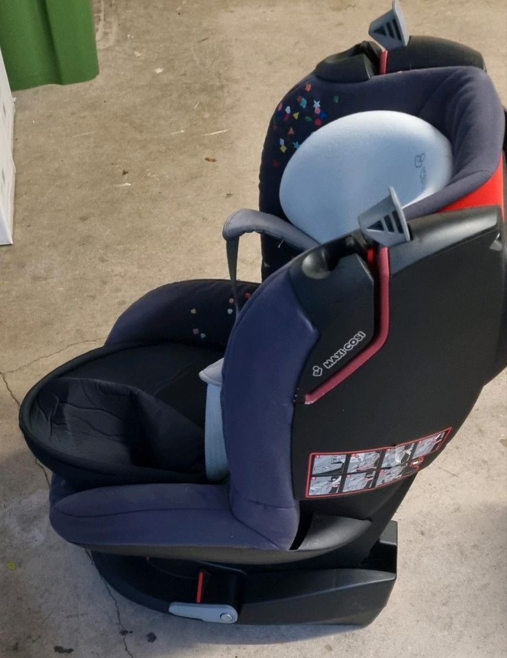 Maxi-Cosi Kindersitz Tobi mit Sonnenblende in Lauf