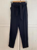 Bershka paperbag Hose schwarz Gr. S Sachsen-Anhalt - Halle Vorschau