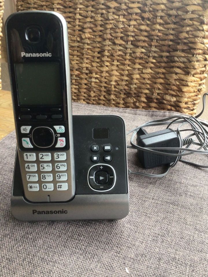 Panasonic schnurloses Telefon in Oberndorf am Neckar