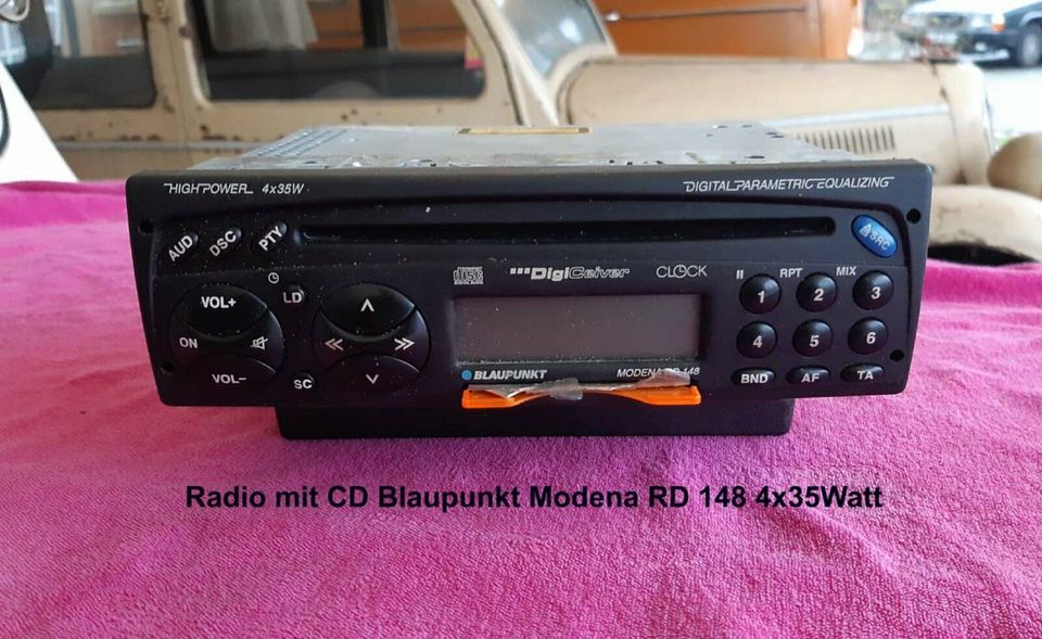 Radio mit CD Blaupunkt Modena RD 148 4x35Watt in Köln