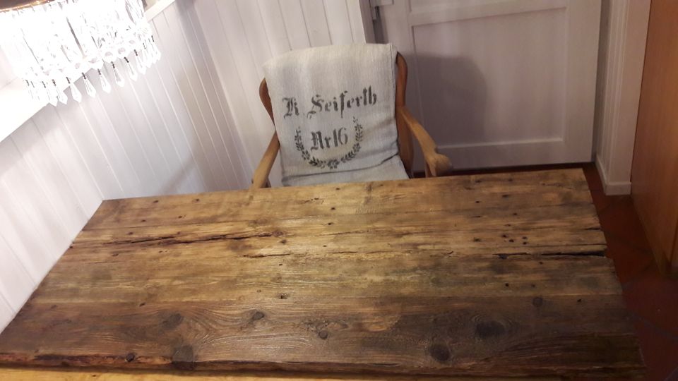 Tischplatte Tisch vintage Handarbeit nach Wunsch und Maß ! in Rieseby