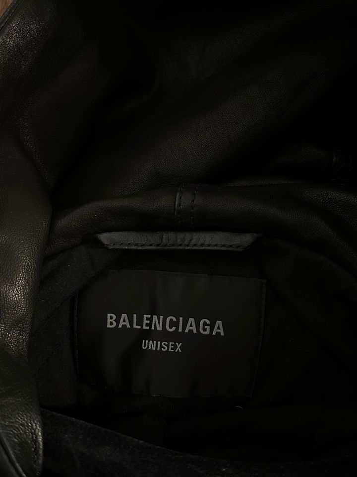 Balenciaga Leder Hoodie in Ellrich