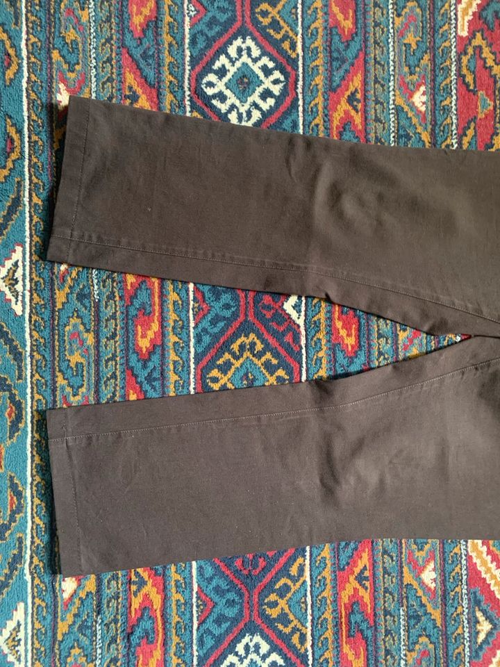 Dunkel Braune MAC Jeans Hose Angela Line 42/32 Damenjeans in Darmstadt