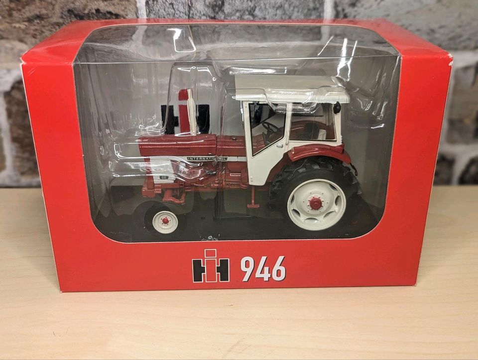 Replicagri IHC 946 2WD 1:32 kein Weise oder UH in Auleben