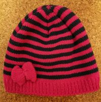 Beanie Magenta mit Schleifchen Baden-Württemberg - Osterholz Vorschau