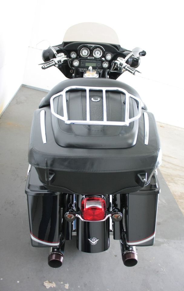 Harley-Davidson FLHTCUSE CVO Screamin' Eagle E-Glide Ultr. Clas. in Meinerzhagen