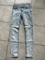 Fishbone Sister blau gemaserte Jeans Gr. XS / 34 / W25 Rheinland-Pfalz - Betzdorf Vorschau