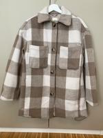 Oversized Jacke Felljacke Mantel Teddyjacke kariert H&M Bayern - Kaufbeuren Vorschau