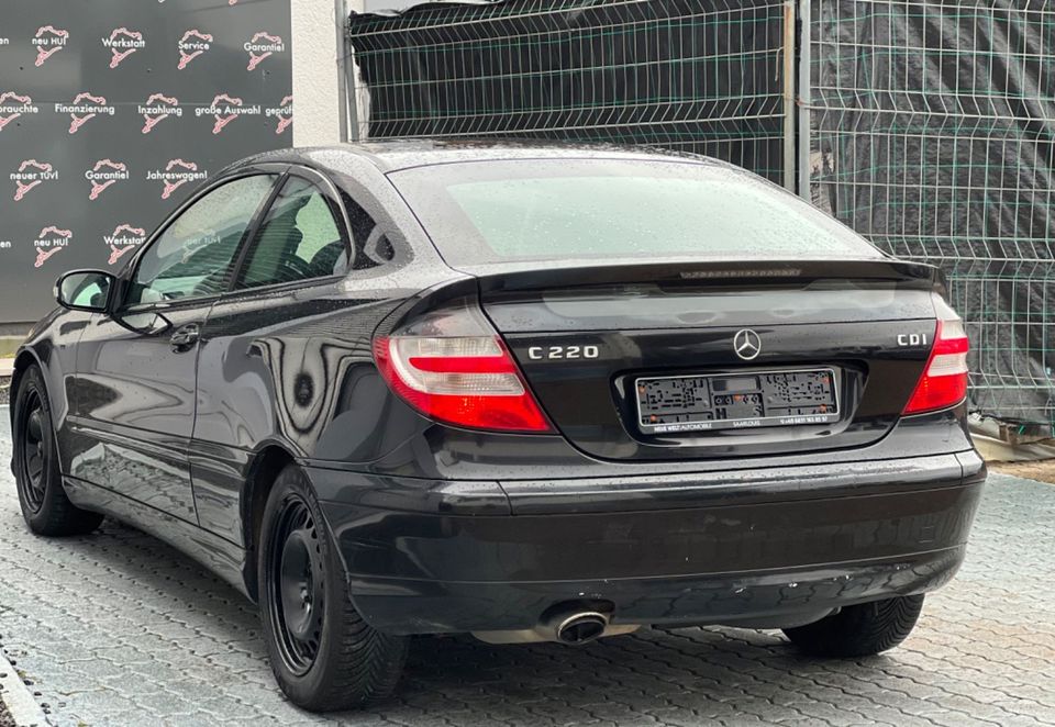 Mercedes-Benz C 220 Sportcoupe Evolution in Saarlouis