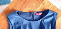 HUGO BOSS Etuikleid marineblau XS 34 ärmellos figurbetont knielan Berlin - Lichtenberg Vorschau