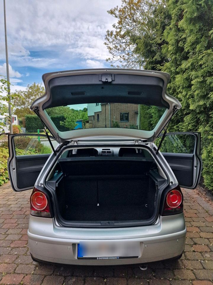 VW Polo 1,2  9N mit Gasanlage + Klima 2 . Hand in Neukirchen-Vluyn