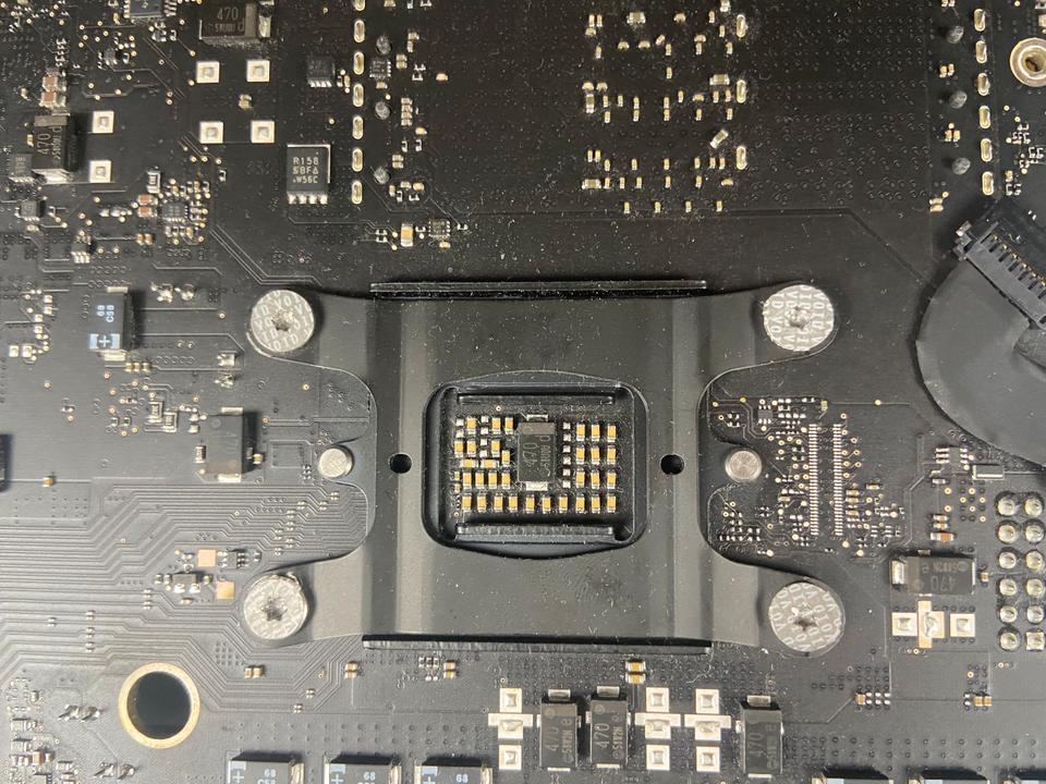 Apple iMac 27" 5K (Late 2015) Logic Board – Core i5 3,2 GHz + Rad in Hofheim am Taunus