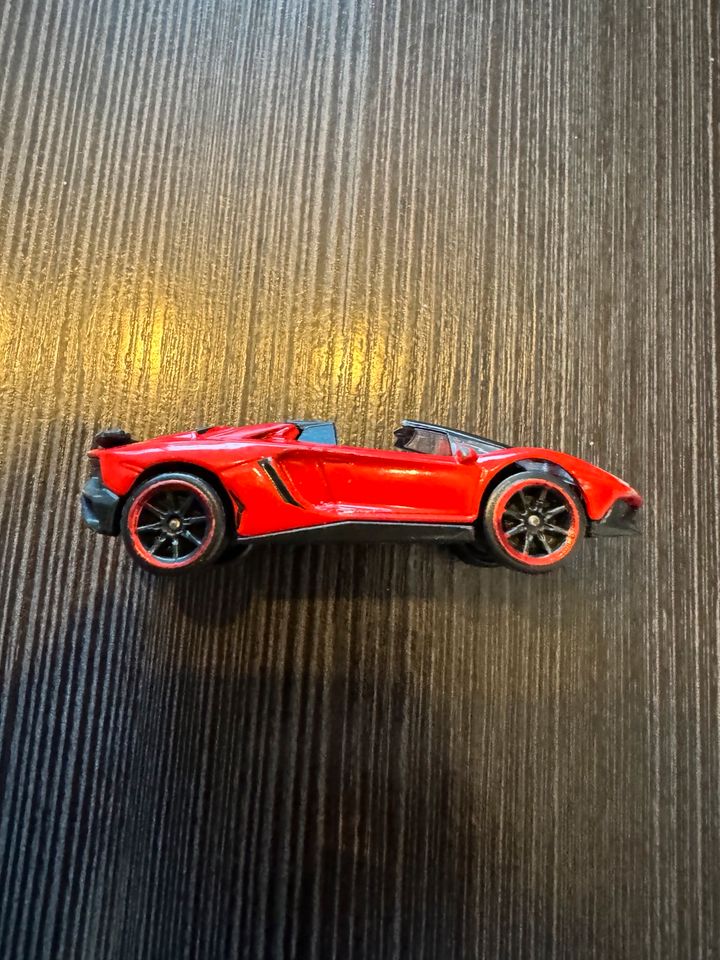 Majorette Lamborghini Aventador SV Roadster in Rhede