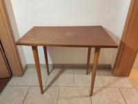 Couchtisch, Kaffeetisch, Beistelltisch DDR retro, Trapezform Dresden - Äußere Neustadt Vorschau