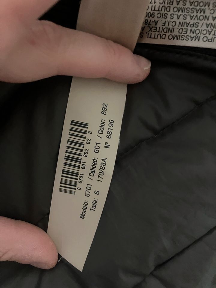 Massimo Dutti Übergangsjacke Daunenjacke, Größe S in Berlin