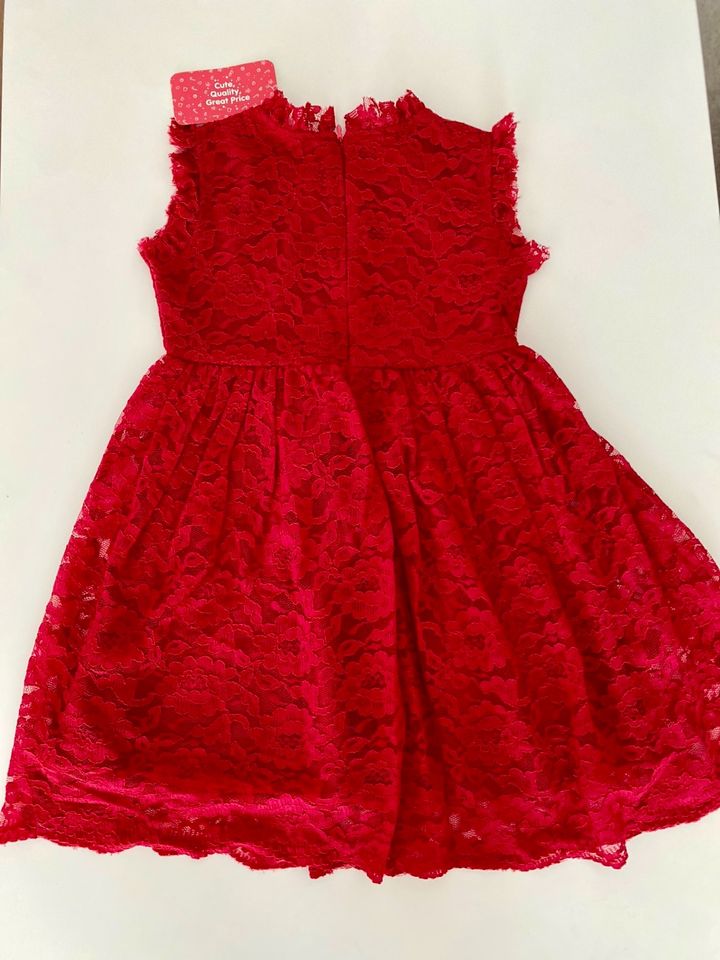 NEU! Spitzenkleid von Patpat, Gr. 4-5 Jahre in Rosenheim