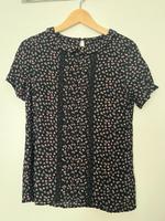 T-Shirt / Bluse aus 100% Viskose, Bubi-Kragen von Zero,Größe 36 Niedersachsen - Rastede Vorschau