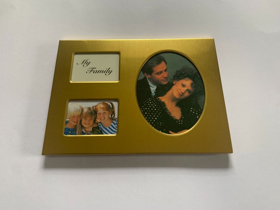 Bilderrahmen - vergoldet - Gr. 14 x 19 cm f. 3 kl. Familien-Fotos in Straelen