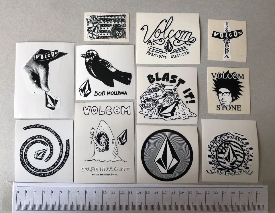 Volcom Stone Skateboard Snowboard Aufkleber Stickers Stickerbomb in Muldenhammer