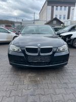 Schlachtfest Bmw 318i E90 Haube Stoßstange Tür Flügel Sche Bochum - Bochum-Nord Vorschau