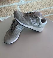 Saucony Shadow 6000 TOP 42,5 Baden-Württemberg - Waldenbuch Vorschau