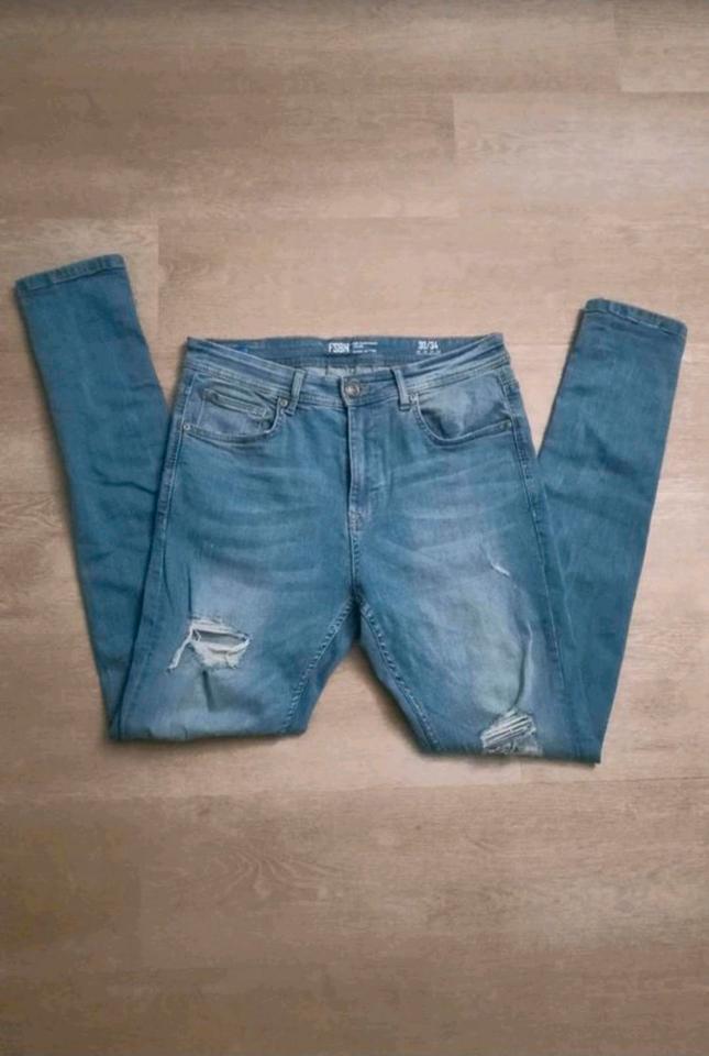☆ Herren Jeans Hose von FSBN mit Stretchanteil - Gr. 30/34 - ☆ in Kassel