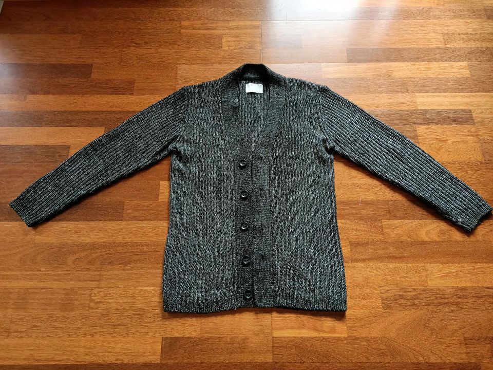 TAILORED ORIGINALS Oberteil grau M (Jacke, Cardigan) in Berglen