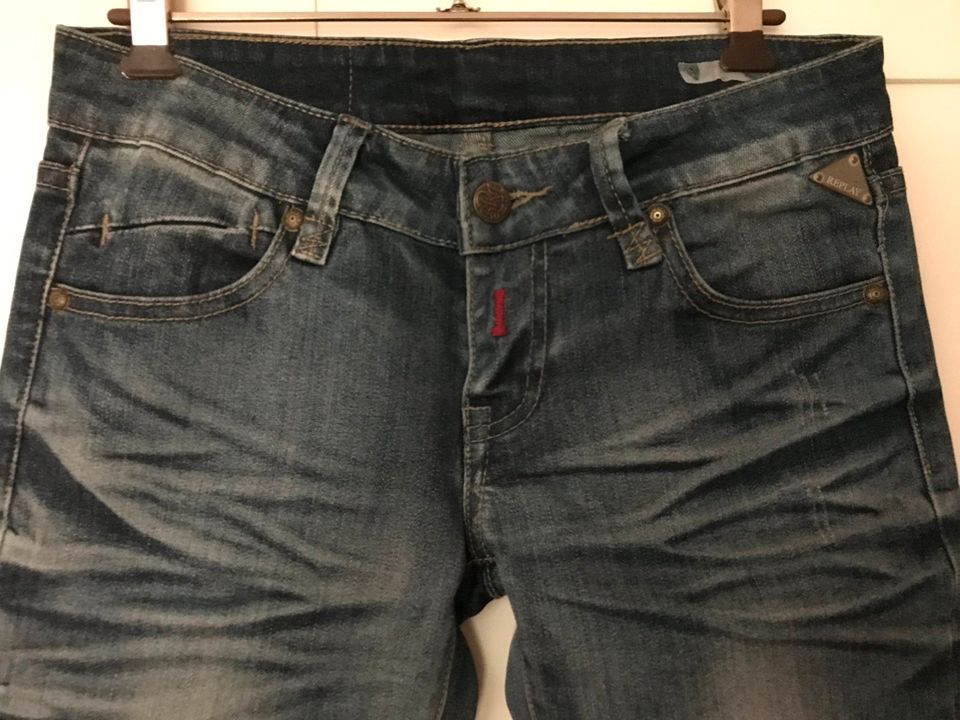 Replay Jeans W27 L 32 blau in Fürth