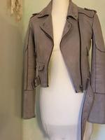 Coole graue Jacke Wildlederoptik Größe 34 Nordrhein-Westfalen - Willich Vorschau