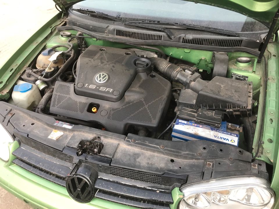 VW Golf 4 Mk4 1.6l mit TÜV Alufelgen +Tieferlegung Klimatronic in Brück