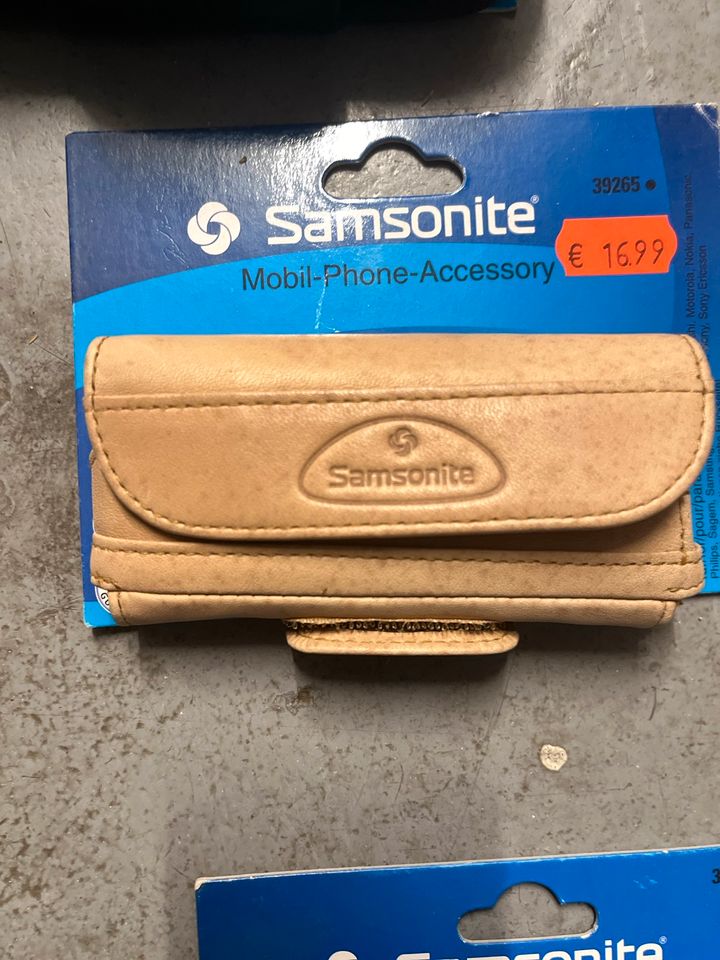 Samsonite Vintage Handytaschen Magnetverschluss in Marl