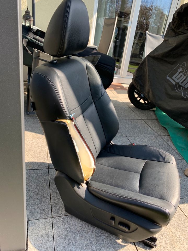 Leder Beifahrer Sitz Airbag aus Nissan X-Trail T32 zu verkaufen in Bayern -  Würzburg, Ersatz- & Reparaturteile