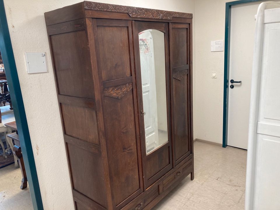 Art Deco Garderoben-/Kleiderschrank ca. 135x194x51cm in Düsseldorf