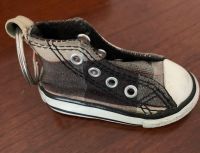 Converse Turnschuh Chuck Schlüsselanhänger Nordrhein-Westfalen - Marl Vorschau