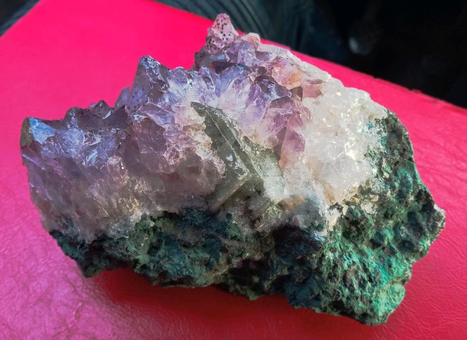 Schöner Amethyst Edelstein Heilstein 510 g Brasilien in Tännesberg