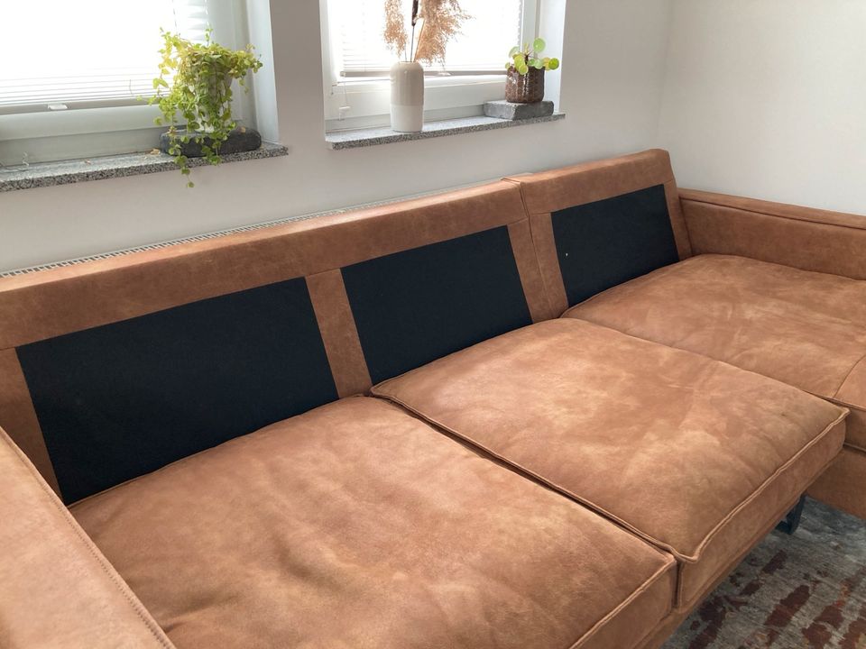 Leder Couch, Farbe Cognac, Material Recycling Leder in Gelsenkirchen